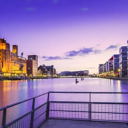 شقة - Magical Harry Potter In - 2 Mins Central Station Hbf - Kingsize Bed & Netflix -