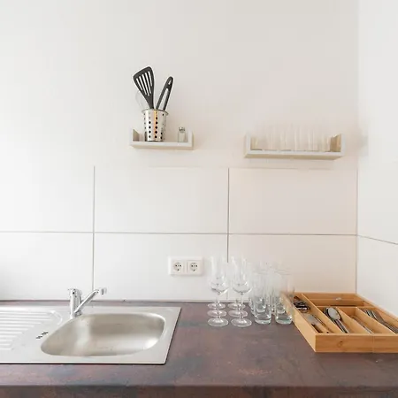 - Magical Harry Potter In - 2 Mins Central Station Hbf - Kingsize Bed & Netflix - * Duisburg