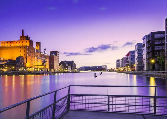 Daire - Magical Harry Potter In - 2 Mins Central Station Hbf - Kingsize Bed & Netflix -