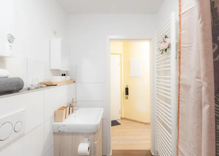 - Magical Harry Potter In - 2 Mins Central Station Hbf - Kingsize Bed & Netflix - Duisburg